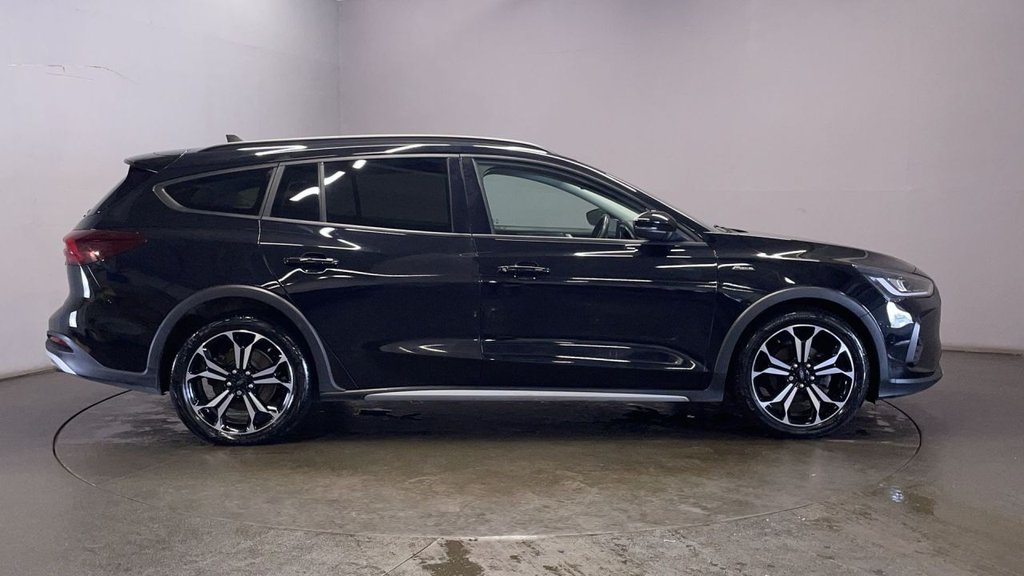 Used Ford Focus 2023 for sale - 76202603: Photo 9