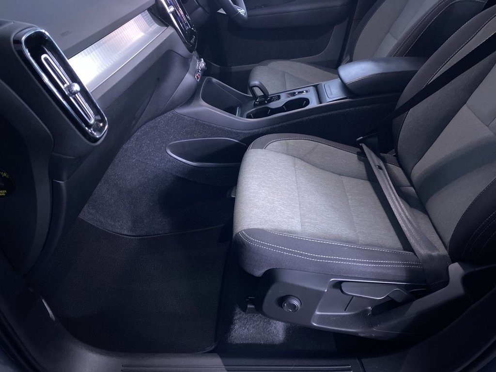 Used Volvo XC40 2022 for sale - 76303835: Photo 17