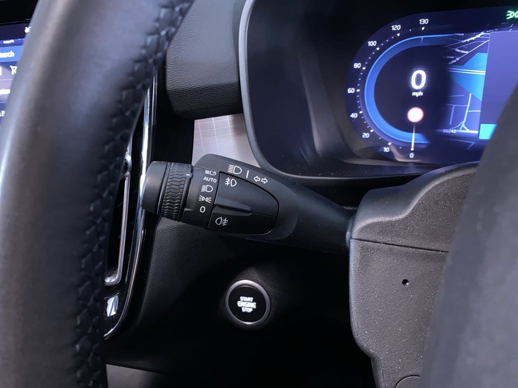 Used Volvo XC40 2022 for sale - 76303835: Photo 23