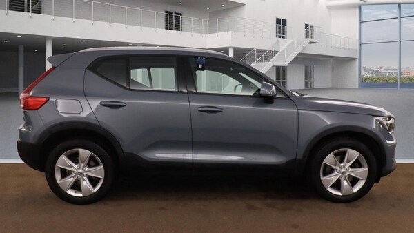 Used Volvo XC40 2022 for sale - 76303835: Photo 5