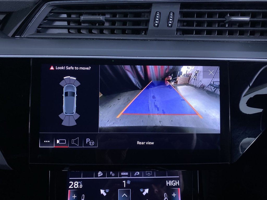 Used Audi e-tron 2021 for sale - 77383673: Photo 24