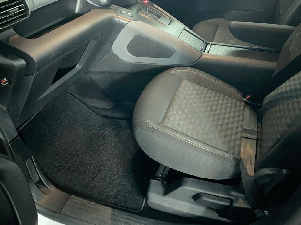 Used Peugeot Rifter 2025 for sale - 77110605: Photo 17