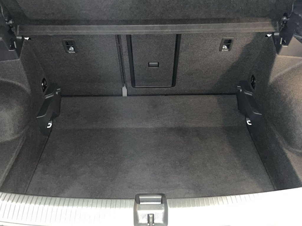 Used Volkswagen T-Roc 2023 for sale - 78029819: Photo 13