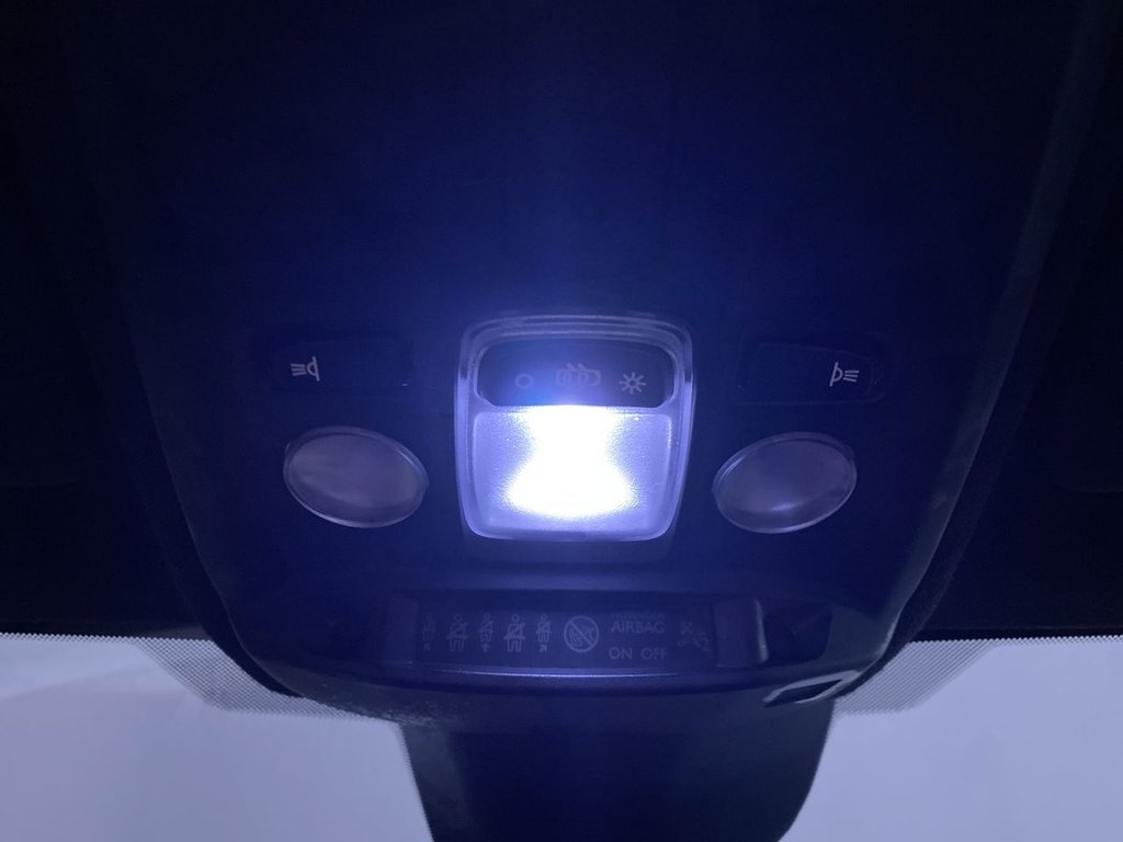 Used Vauxhall Corsa 2023 for sale - 76923168: Photo 18