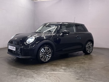 Used MINI Cooper 2024 for sale - 77212145: Photo