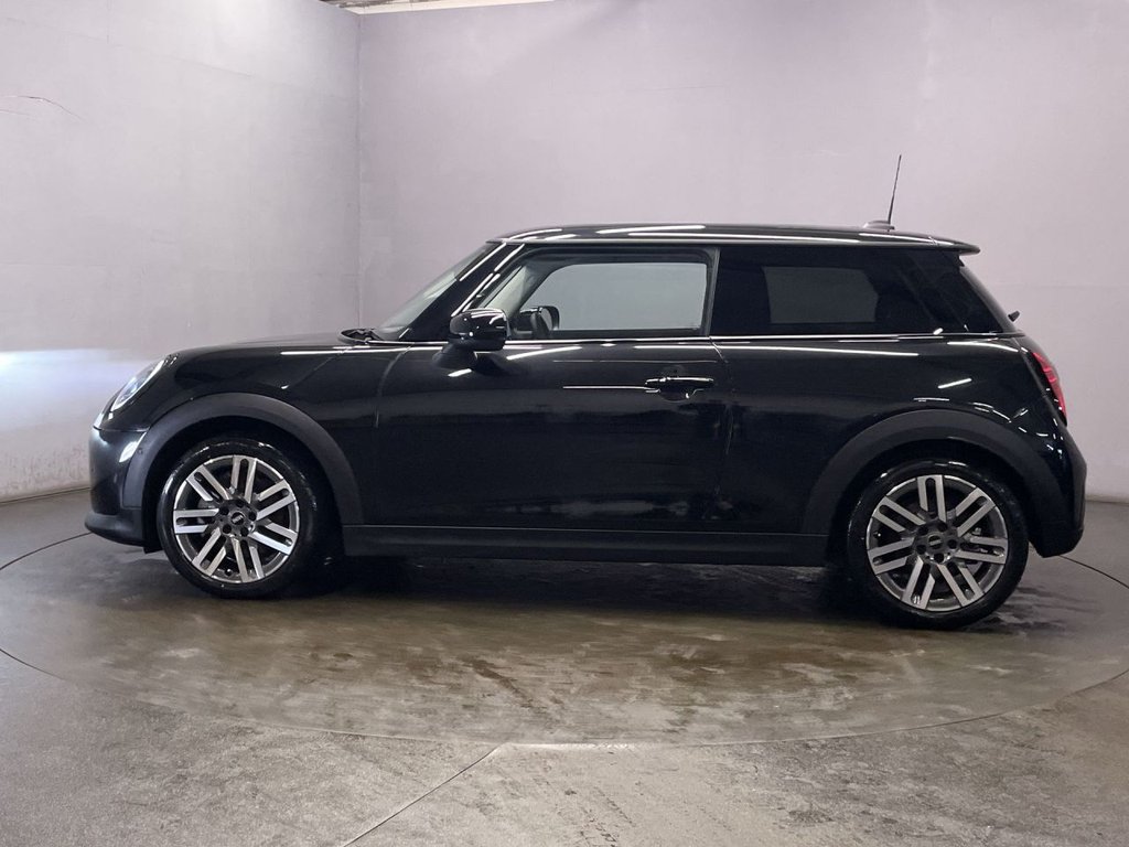 Used MINI Cooper 2024 for sale - 77212145: Photo 5