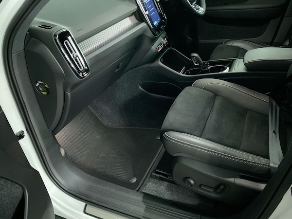 Used Volvo XC40 2021 for sale - 75286973: Photo 17