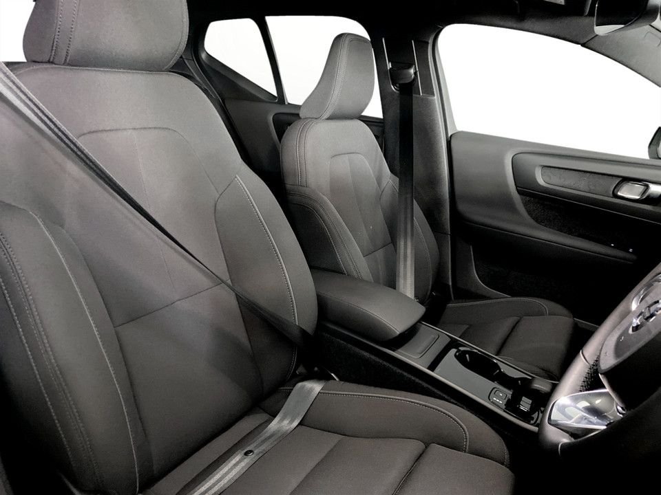 Used Volvo XC40 2023 for sale - 77620977: Photo 11