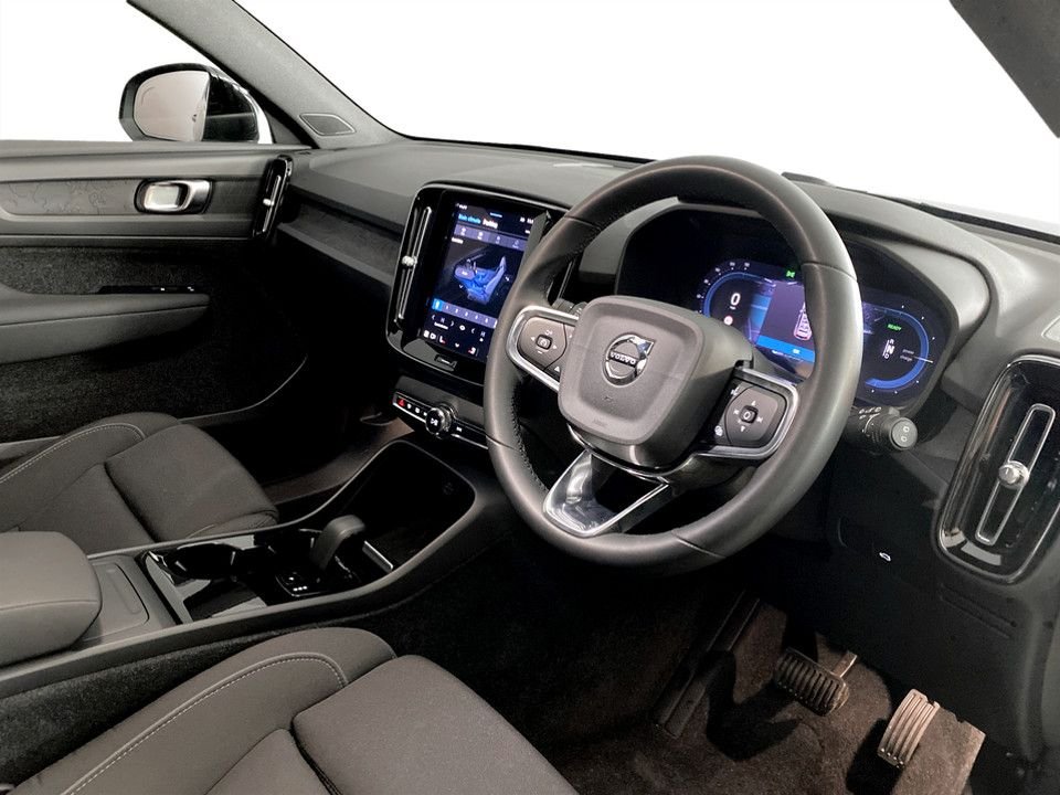 Used Volvo XC40 2023 for sale - 77620977: Photo 12