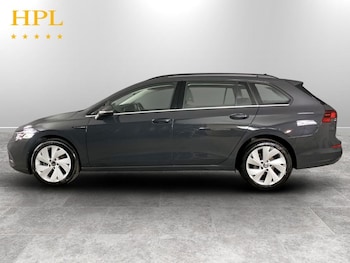 Used Volkswagen Golf 2023 for sale - 78930328: Photo
