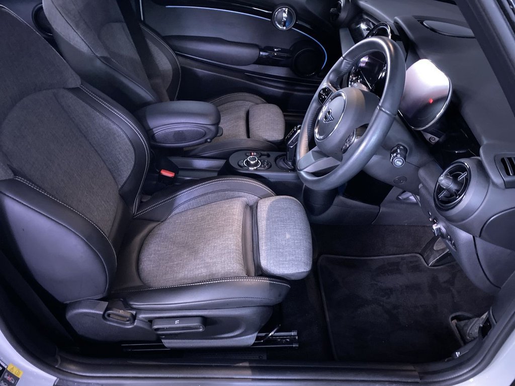 Used MINI Electric Hatch 2022 for sale - 76820289: Photo 22