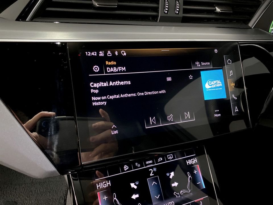 Used Audi e-tron 2022 for sale - 77850016: Photo 16