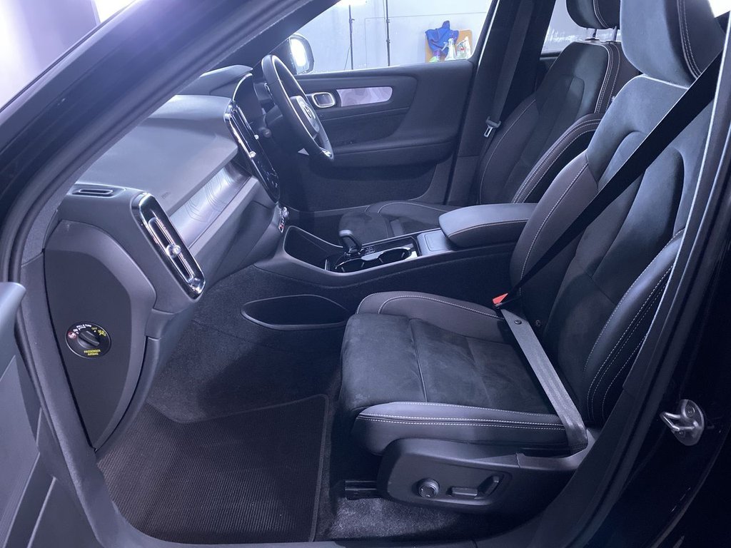 Used Volvo XC40 2022 for sale - 76632082: Photo 17