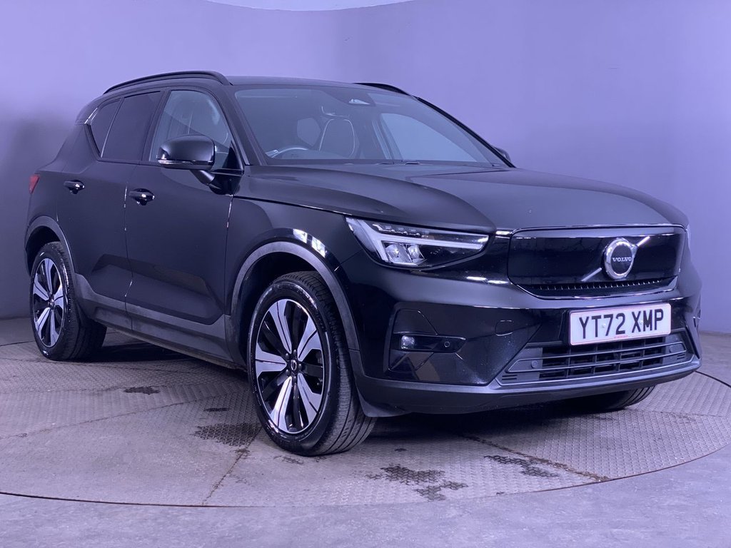 Used Volvo XC40 2022 for sale - 76632082: Photo 2