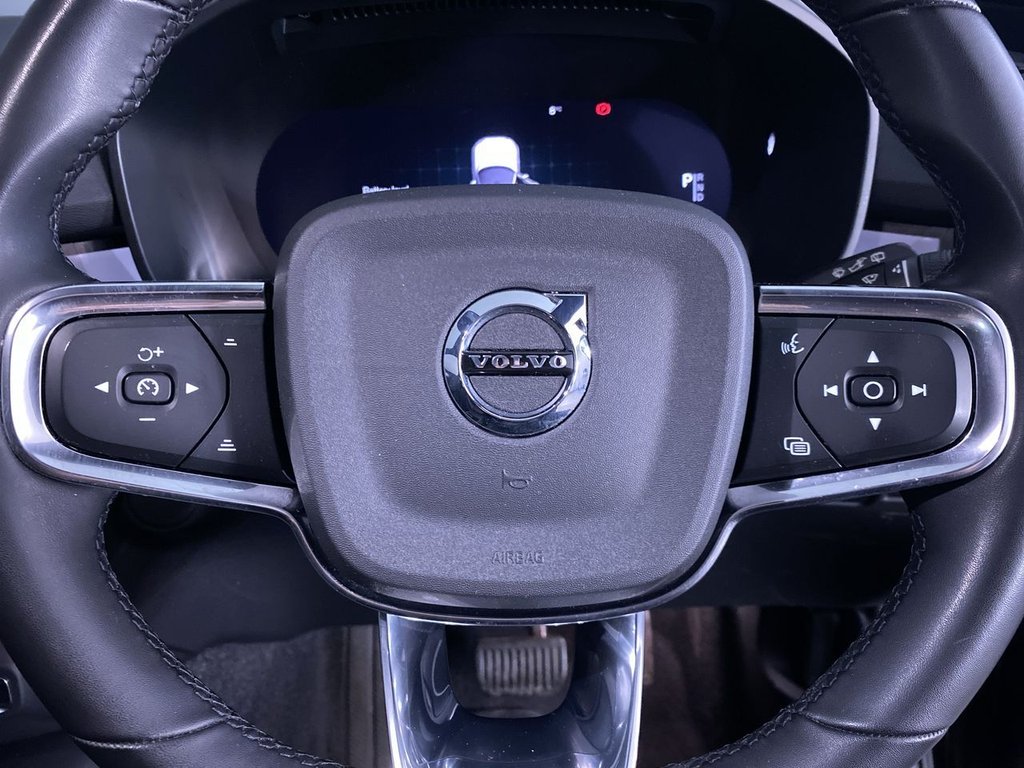 Used Volvo XC40 2022 for sale - 76632082: Photo 22