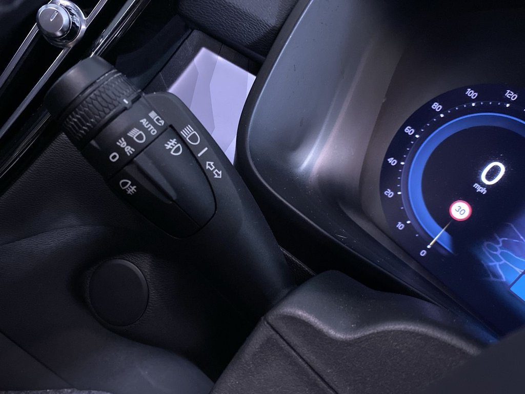 Used Volvo XC40 2022 for sale - 76632082: Photo 23