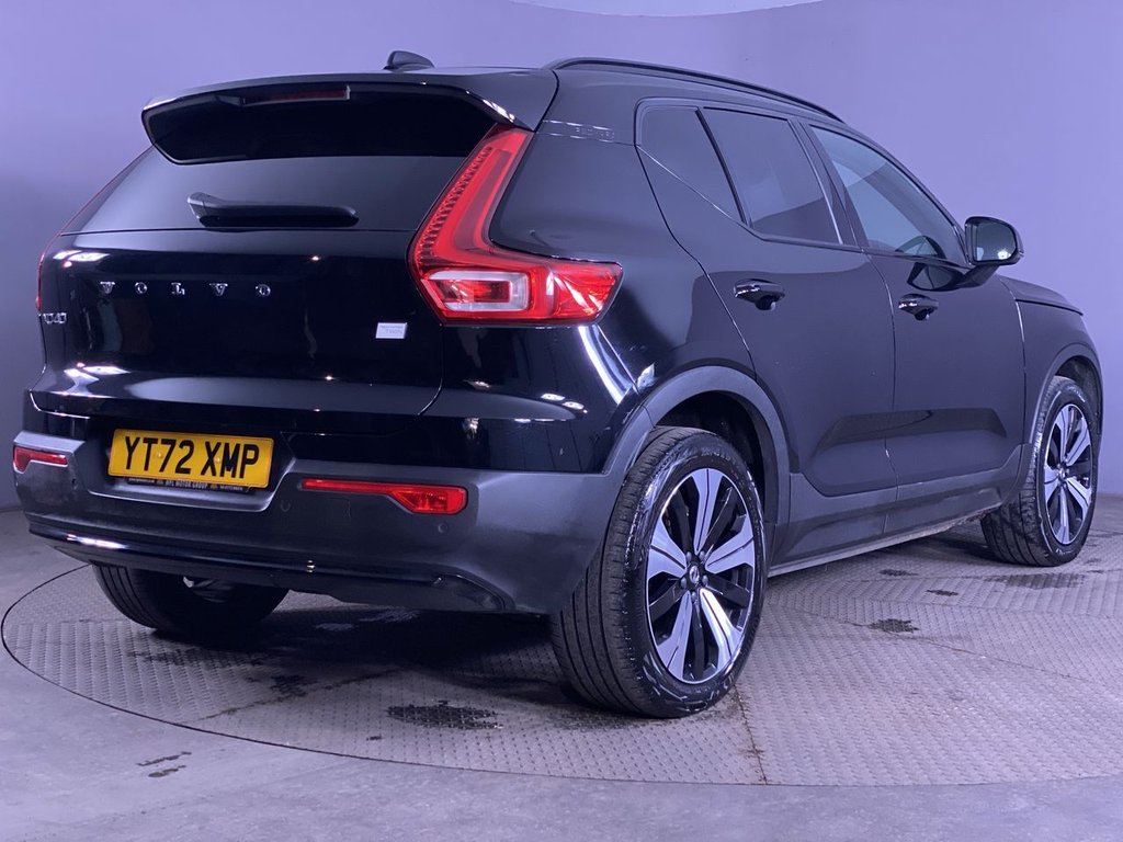 Used Volvo XC40 2022 for sale - 76632082: Photo 8