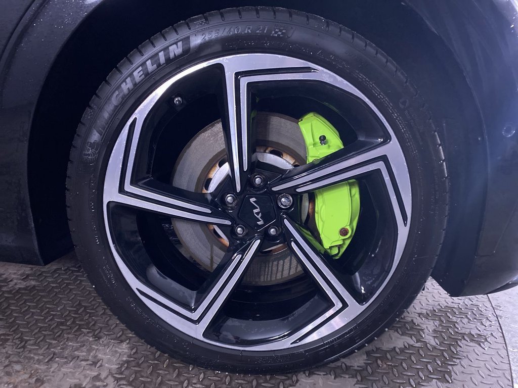 Used Kia EV6 2023 for sale - 76482507: Photo 12