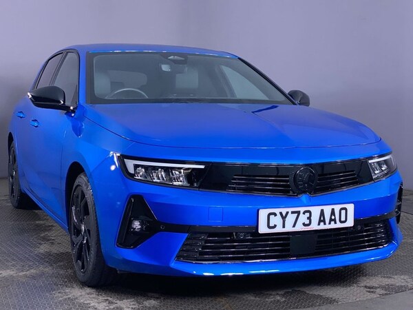 Used Vauxhall Astra 2023 for sale - 76147723: Photo 2