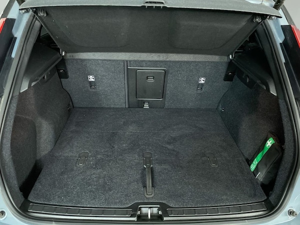 Used Volvo XC40 2023 for sale - 75432481: Photo 13