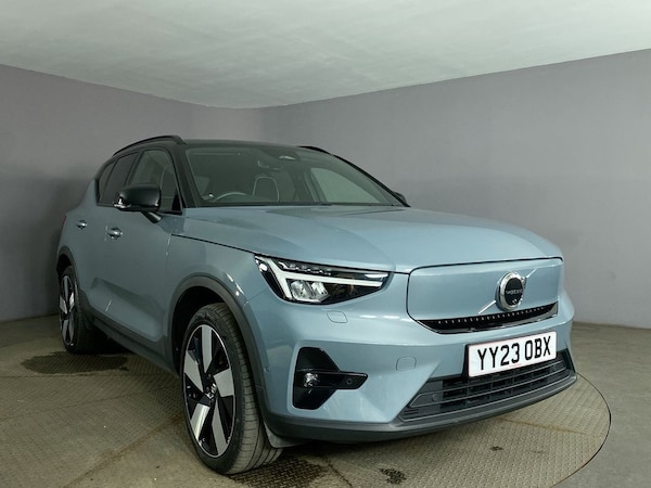 Used Volvo XC40 2023 for sale - 75432481: Photo 1