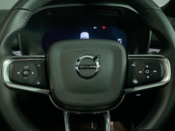 Used Volvo XC40 2023 for sale - 75432481: Photo 22