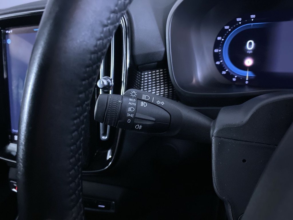 Used Volvo XC40 2021 for sale - 76496721: Photo 23