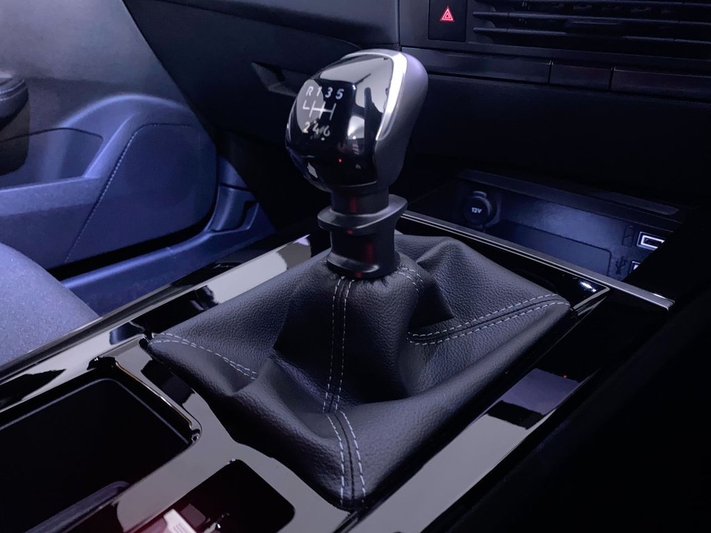 Used Vauxhall Astra 2024 for sale - 76009307: Photo 21