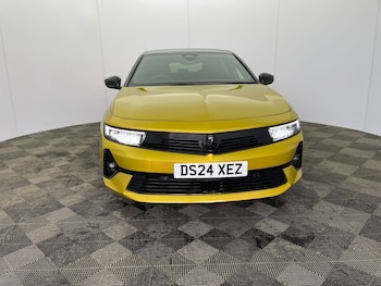 Used Vauxhall Astra 2024 for sale - 76009307: Photo 2