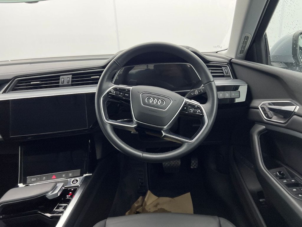 Used Audi e-tron 2021 for sale - 76470150: Photo 11