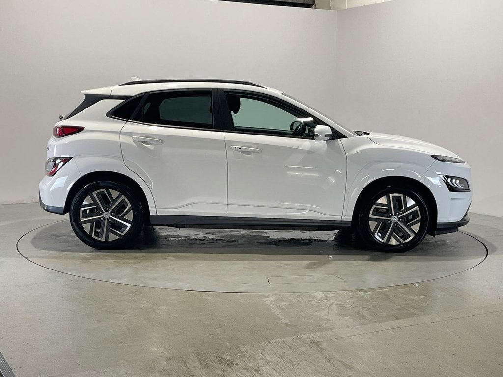 Used Hyundai KONA 2021 for sale - 76950349: Photo 9