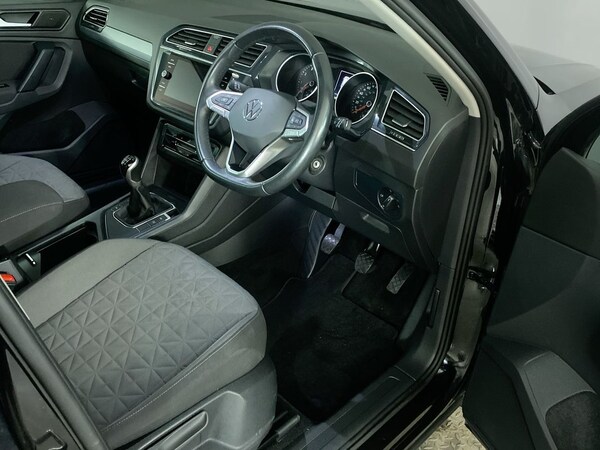 Used Volkswagen Tiguan 2022 for sale - 75320631: Photo 15