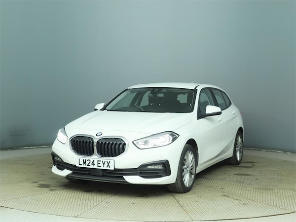Used BMW 1 Series 2024 for sale - 76266942: Photo 2