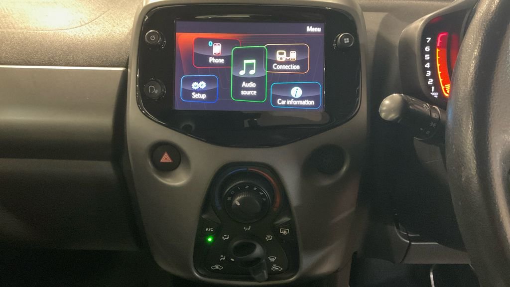 Used Toyota AYGO 2021 for sale - 76323376: Photo 11