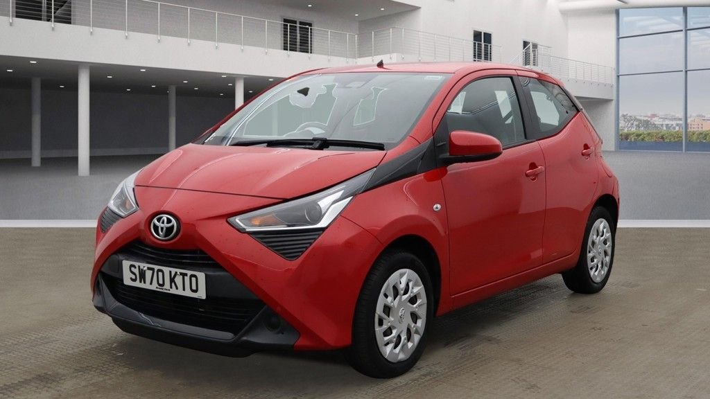 Used Toyota AYGO 2021 for sale - 76323376: Photo 2