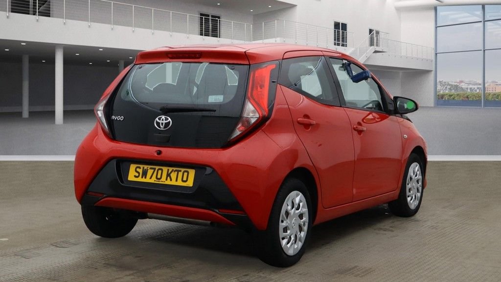 Used Toyota AYGO 2021 for sale - 76323376: Photo 4