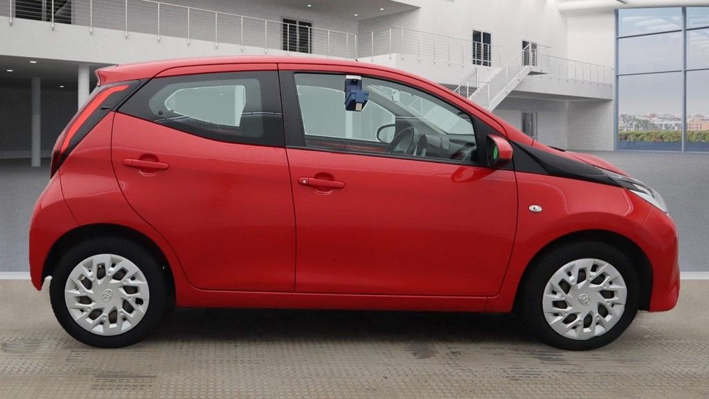 Used Toyota AYGO 2021 for sale - 76323376: Photo 5