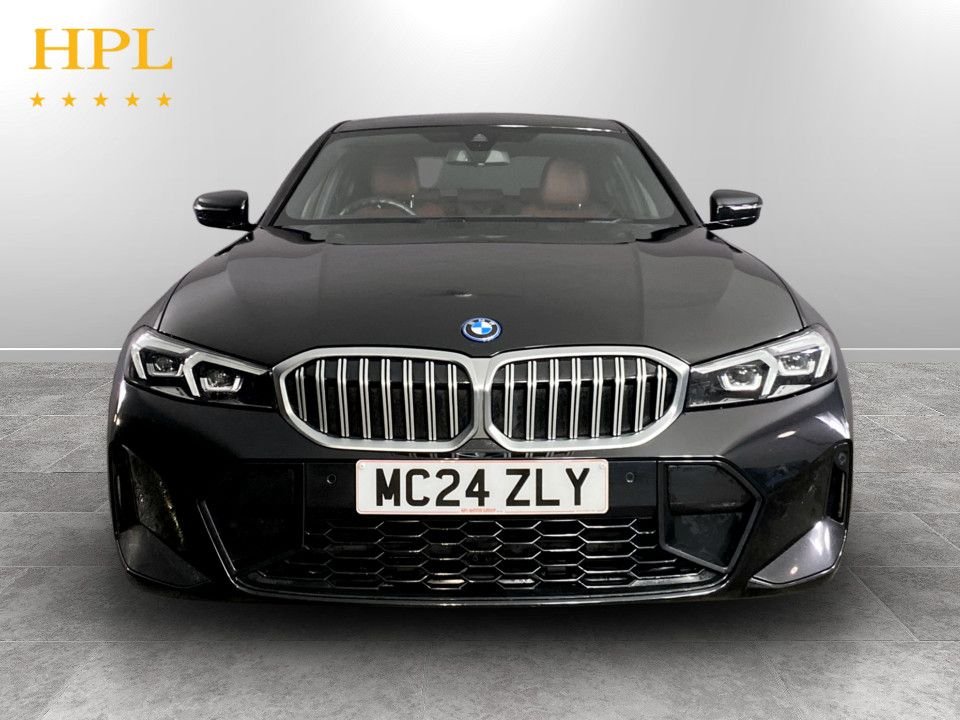 Used BMW 3 Series 2024 for sale - 77990853: Photo 2