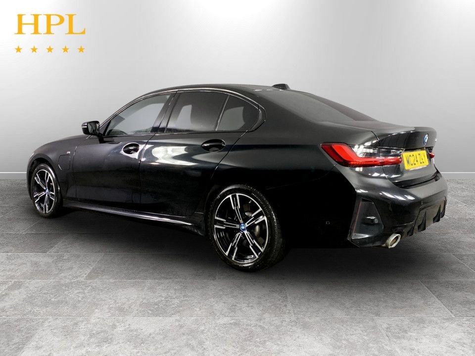 Used BMW 3 Series 2024 for sale - 77990853: Photo 5