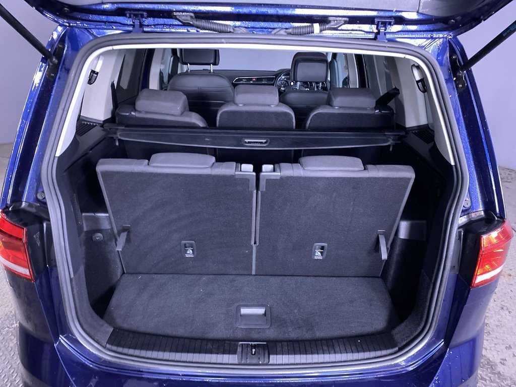 Used Volkswagen Touran 2021 for sale - 76768686: Photo 13