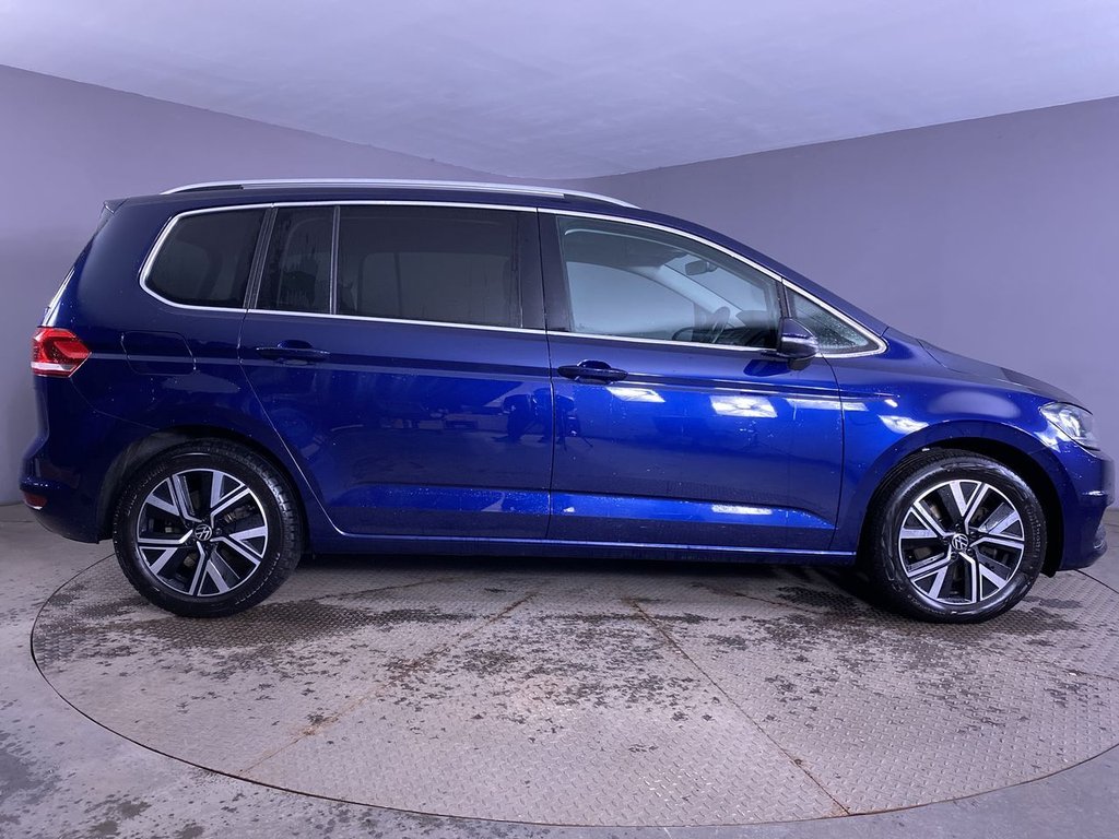 Used Volkswagen Touran 2021 for sale - 76768686: Photo 9