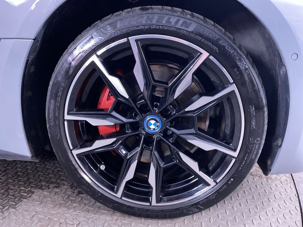 Used BMW i4 2023 for sale - 76396385: Photo 12