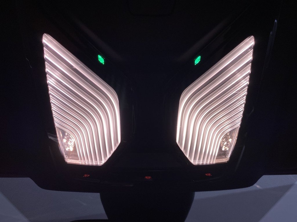 Used BMW i4 2023 for sale - 76396385: Photo 18