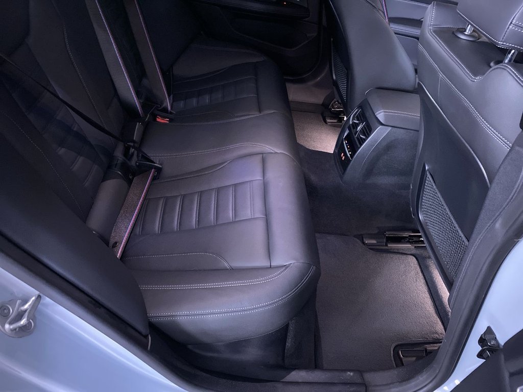 Used BMW i4 2023 for sale - 76396385: Photo 19