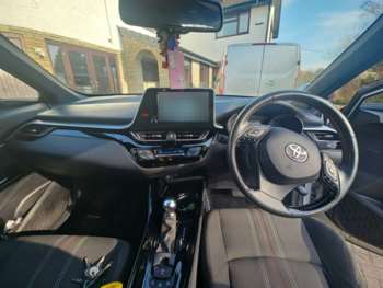 Used Toyota C-HR 2022 for sale - 74002763: Photo