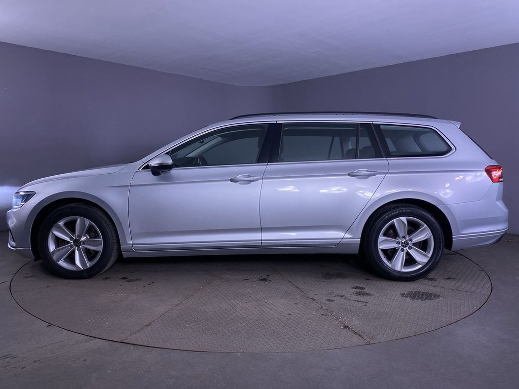 Used Volkswagen Passat 2021 for sale - 77110589: Photo 5