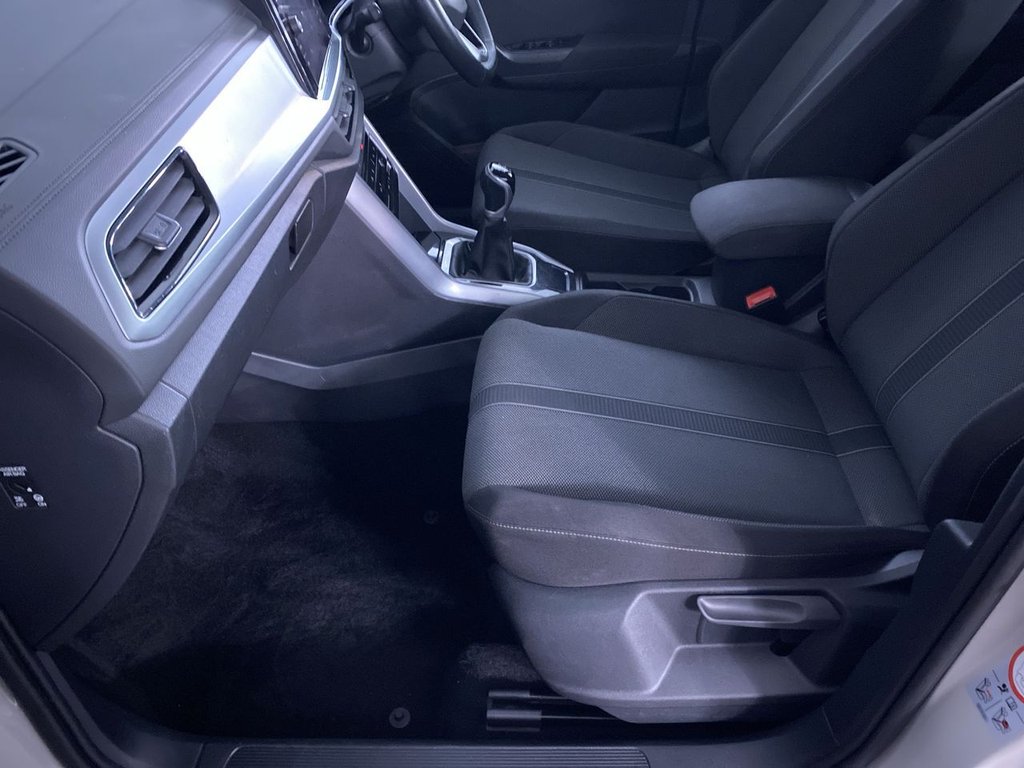 Used Volkswagen T-Roc 2023 for sale - 76509949: Photo 17