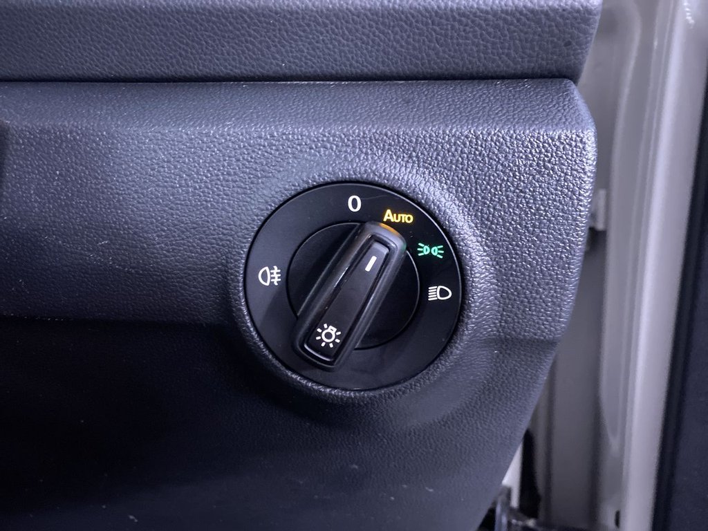 Used Volkswagen T-Roc 2023 for sale - 76509949: Photo 23