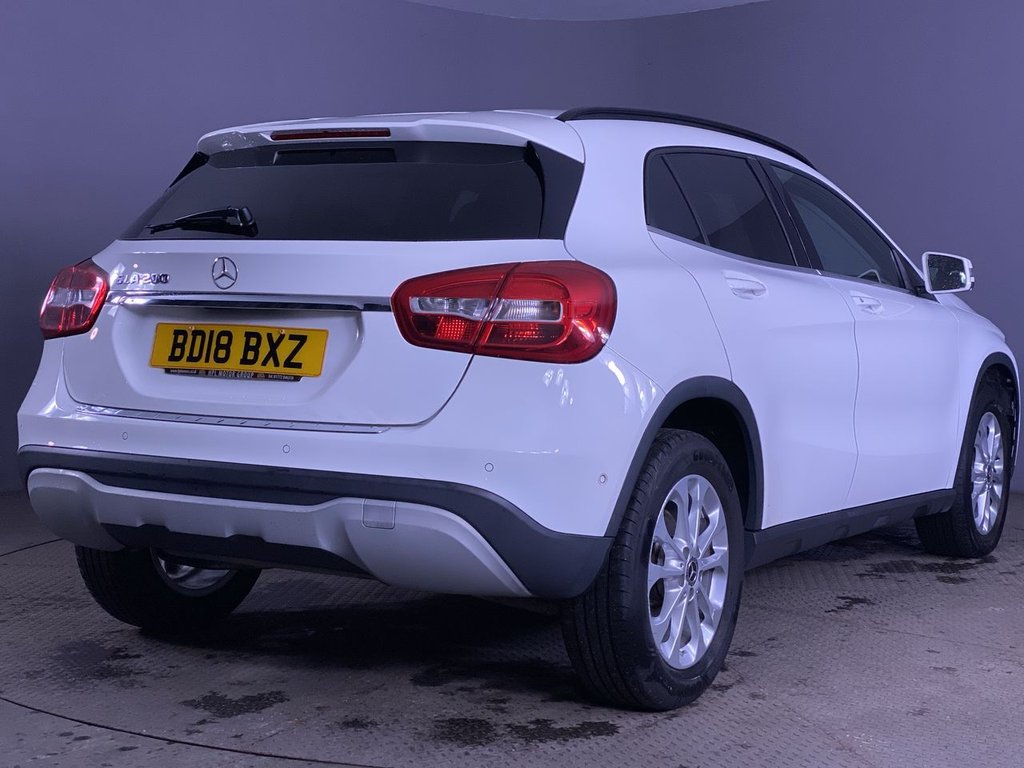 Used Mercedes-Benz GLA 2018 for sale - 76950351: Photo 8