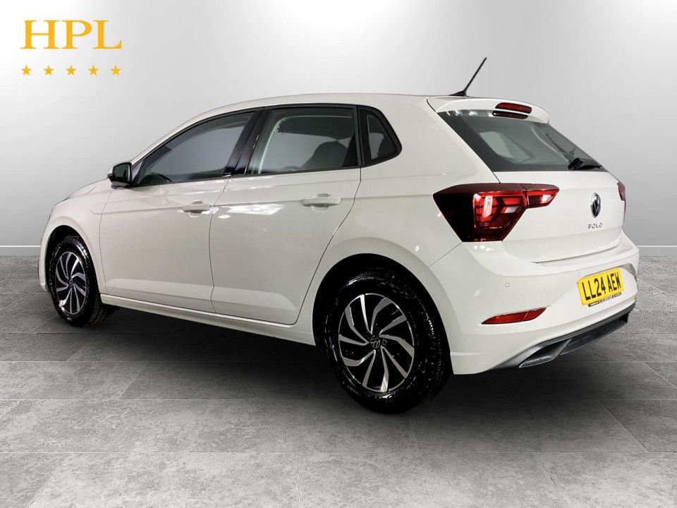 Used Volkswagen Polo 2024 for sale - 78110211: Photo 5